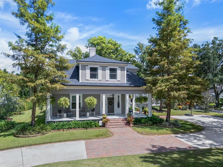 Property Photo:  457 E New England Avenue  FL 32789 