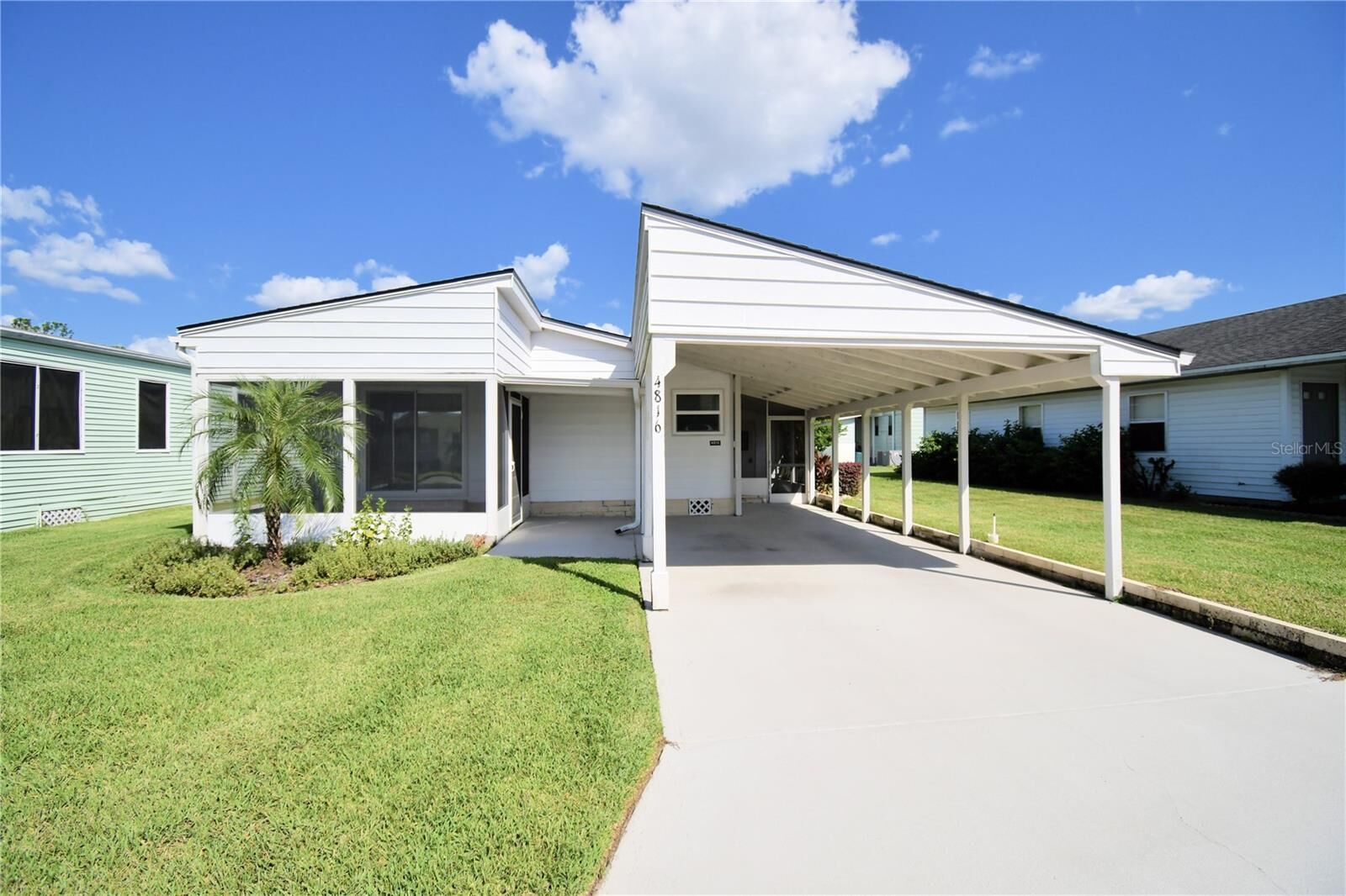 Property Photo:  4816 Goldenview Lane  FL 33811 