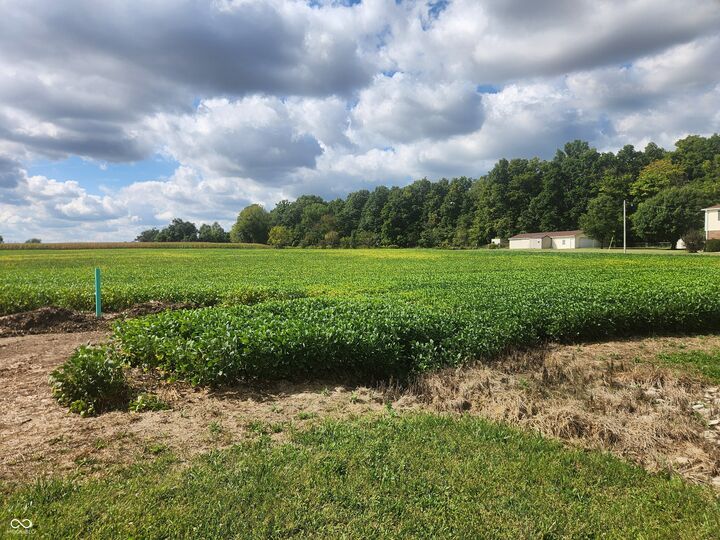 Property Photo:  01 S 100 W  IN 46131 