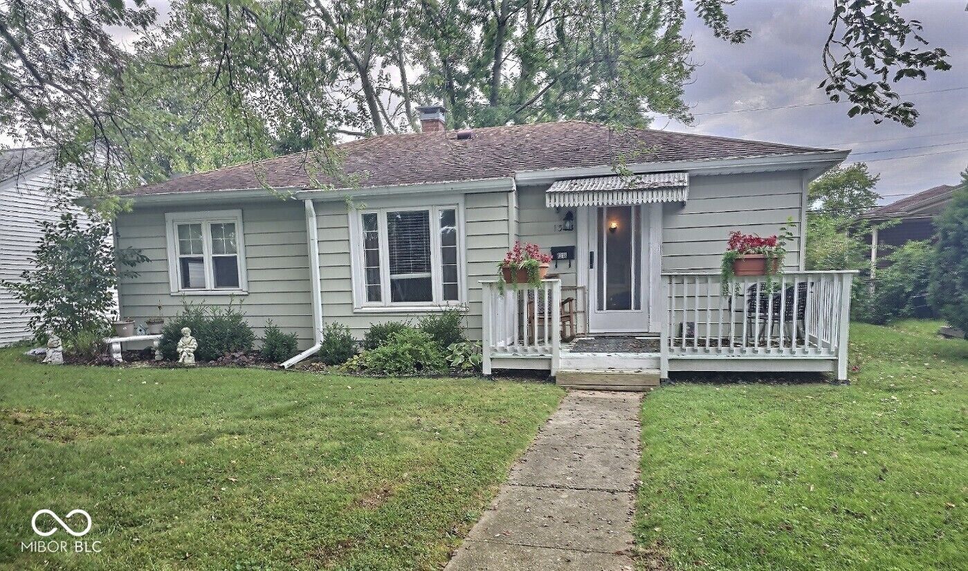 Property Photo:  1318 Pennsylvania Street  IN 47201 