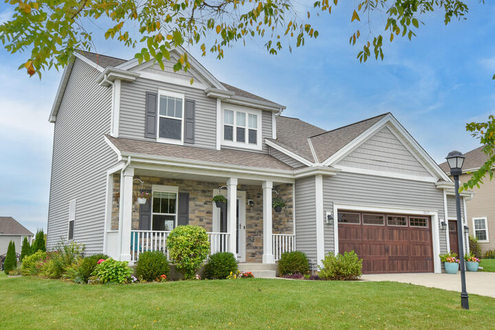 Property Photo:  1835 Windrush Dr  WI 53024 