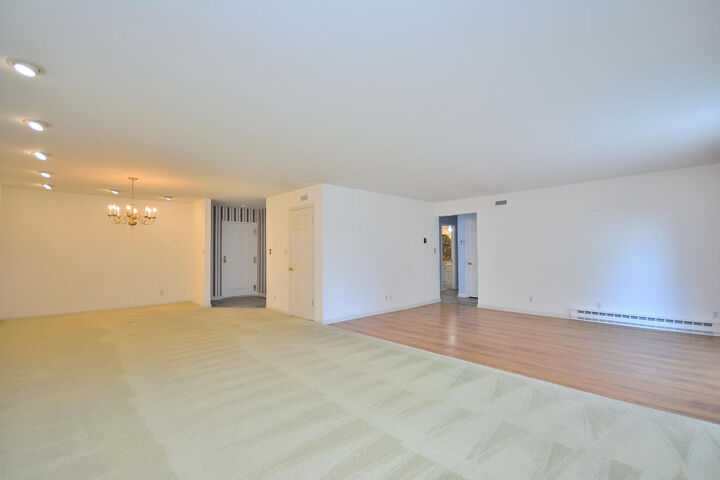 13335 Watertown Plank Rd 307  Elm Grove WI 53122 photo