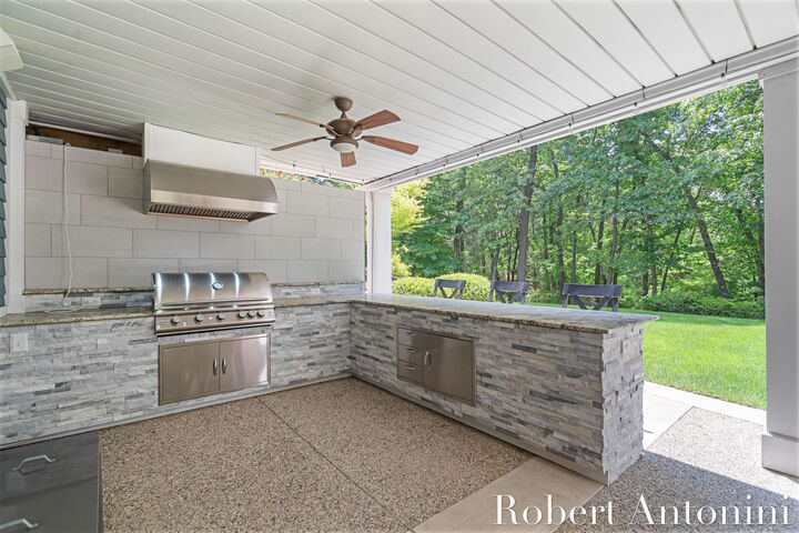 Property Photo: 1977 Emerald Glen Court NE MI 49301