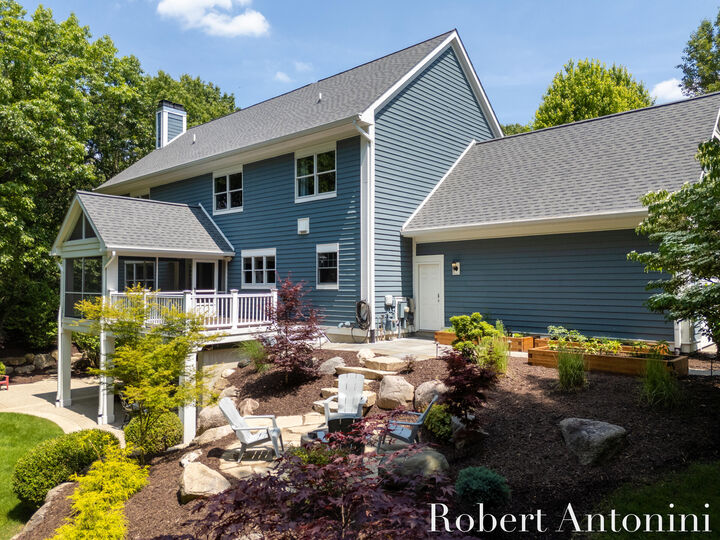 Property Photo: 1977 Emerald Glen Court NE MI 49301