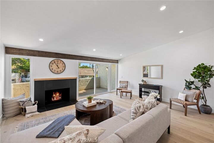 558 Vista Flora  Newport Beach CA 92660 photo
