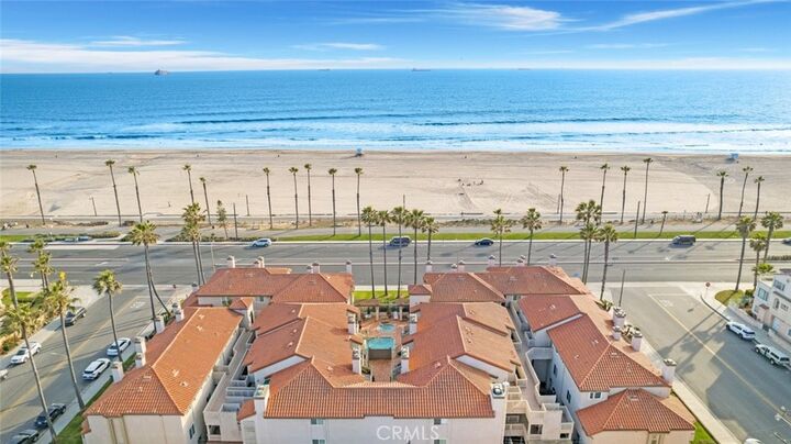 1400 Pacific Coast 305  Huntington Beach CA 92648 photo