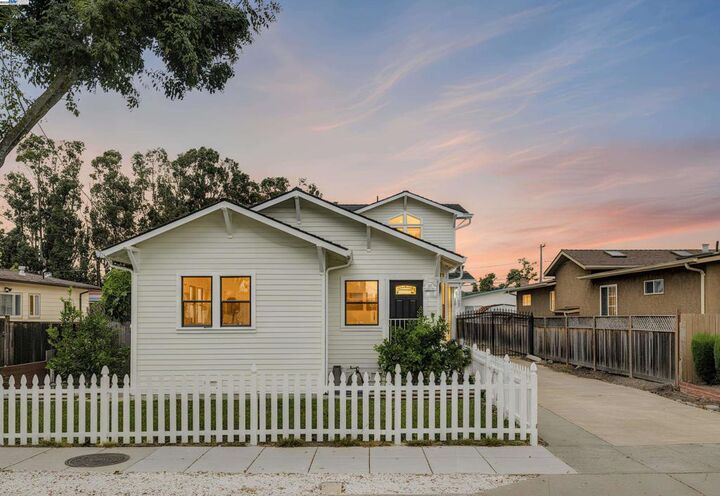 Property Photo:  127 Maitland Dr  CA 94502