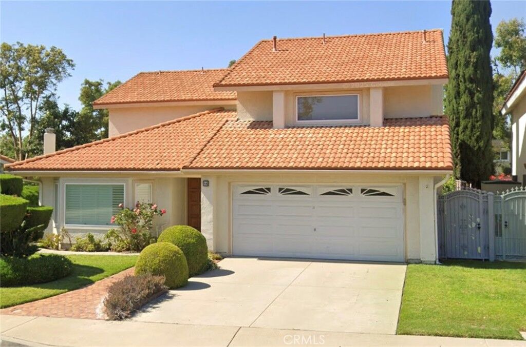 Property Photo:  64 Bluecoat  CA 92620