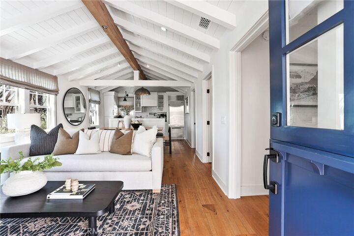 Property Photo:  804 Park Avenue  CA 92662 