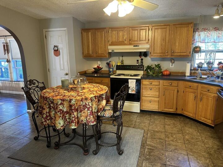 Property Photo: 5 Vero'S Way ME 04496