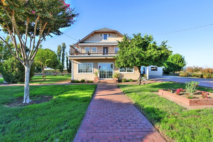 Property Photo:  579 W Walker Landing Road  CA 95690 