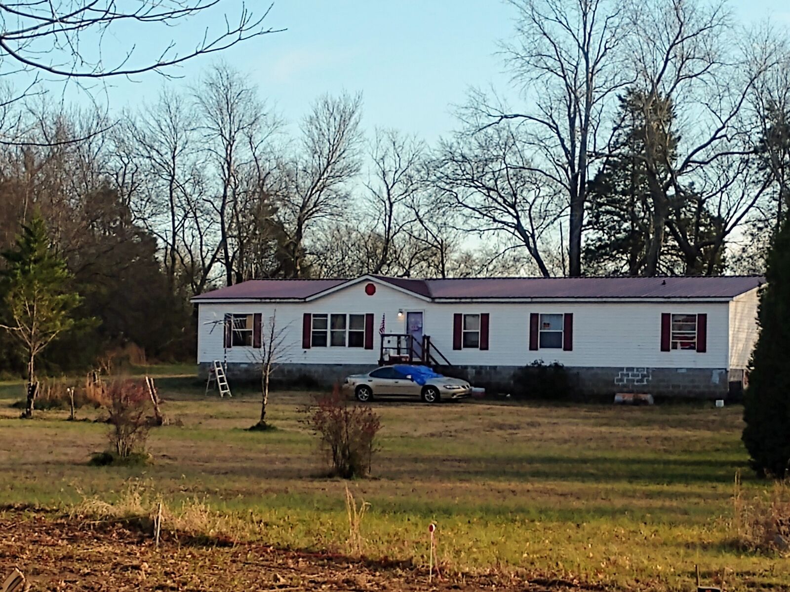 Property Photo: 698 Meridian Dr TN 37166