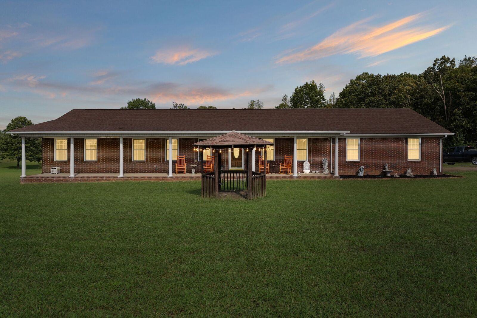 Property Photo: 2562 Spain Rd TN 38452