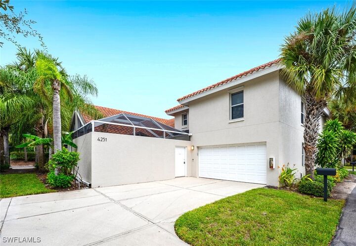 Property Photo:  4251 Covey Circle 17C  FL 34109 