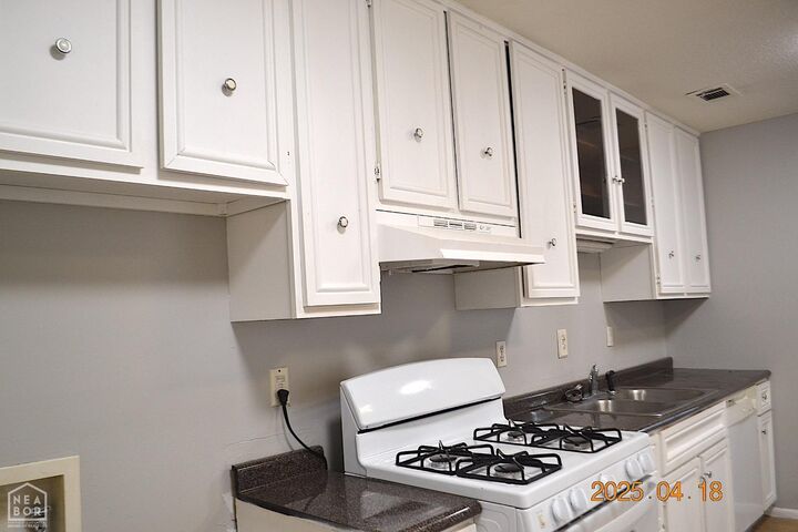 Property Photo:  1621 French  AR 72405