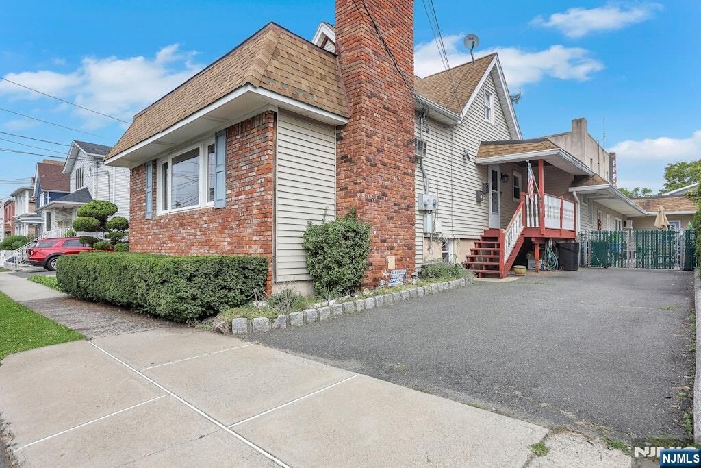 Property Photo:  103 Halstead Avenue  NJ 07057 