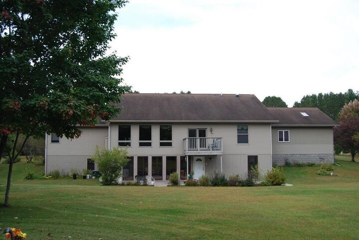 Property Photo:  3065 River Road  MN 55744 