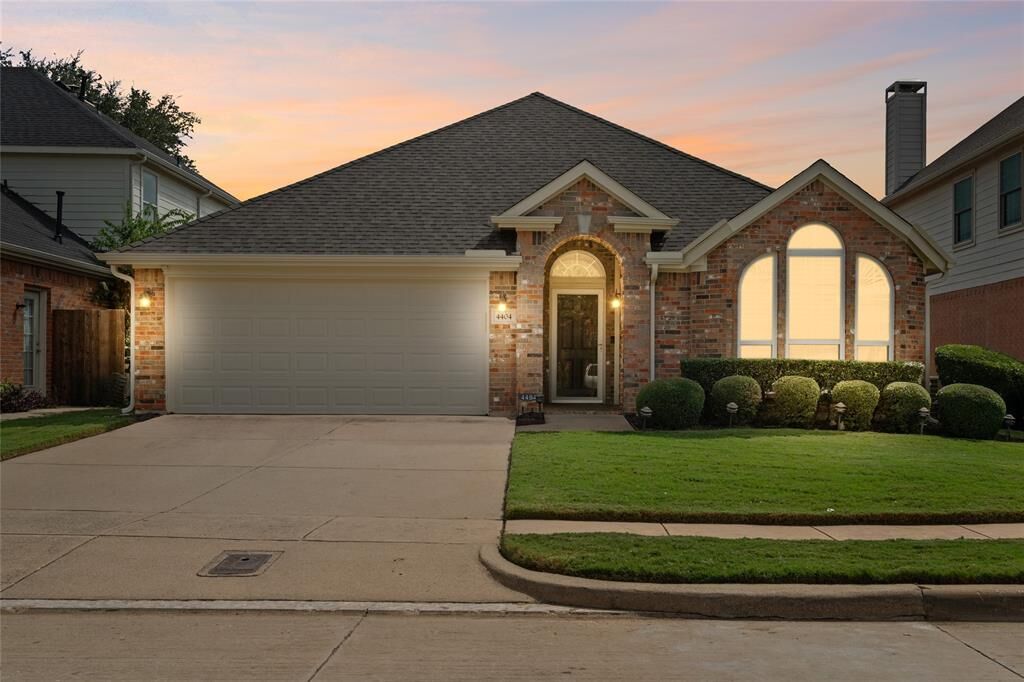 Property Photo:  4404 Chris Drive  TX 76244 