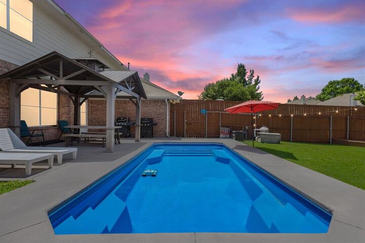 Property Photo: 2841 Tangleglen Drive TX 75032