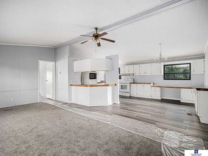 Property Photo:  3705 N 126th Plaza 398  NE 68164 