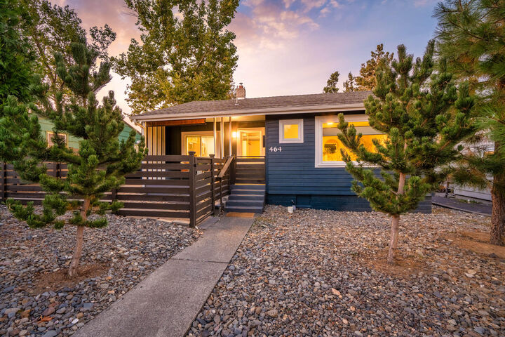 Property Photo: 464 NE Irving Avenue OR 97701