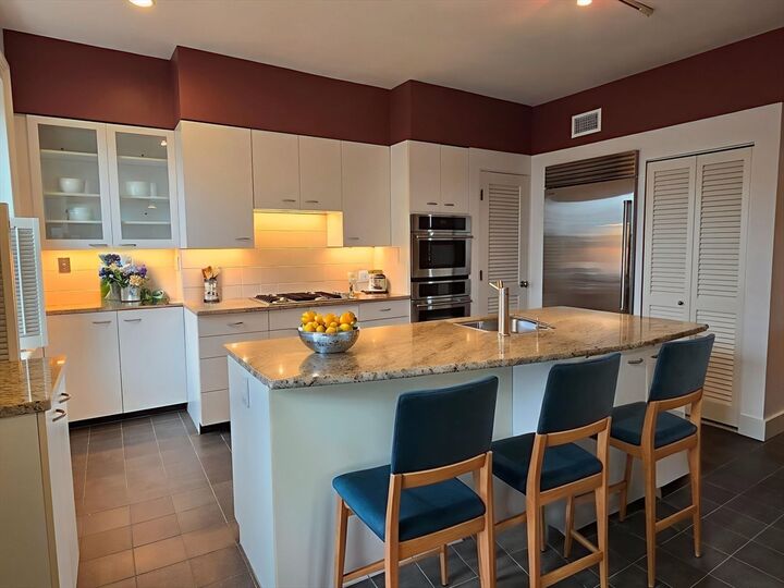 Property Photo:  61 Otis St 3  MA 02141 