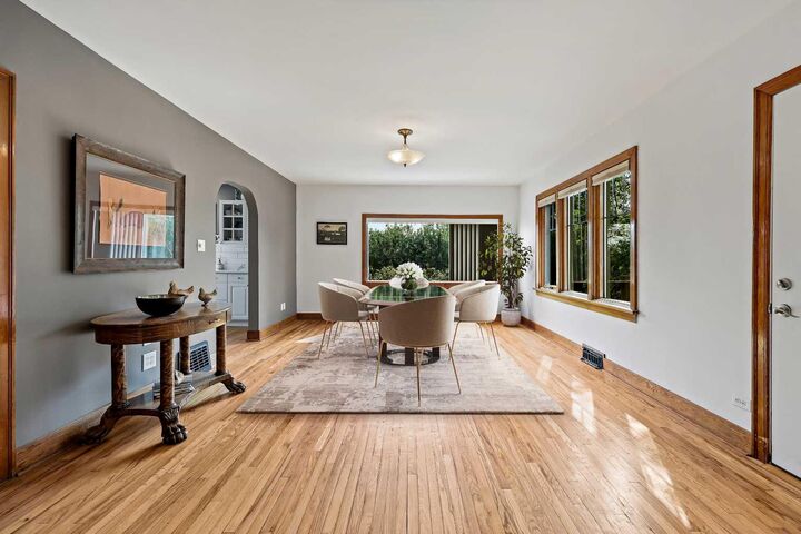 Property Photo:  283242 Township Road 260  AB T1Z 0Z2 
