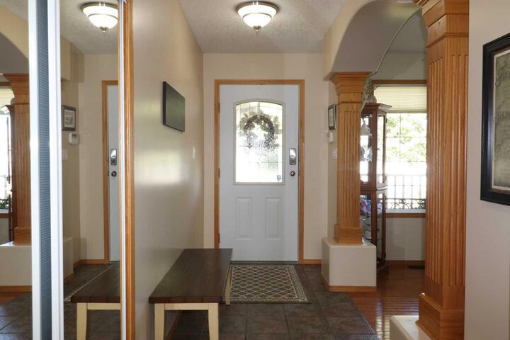 Property Photo:  46 Fairmont Cove S  AB T1K 7M6 