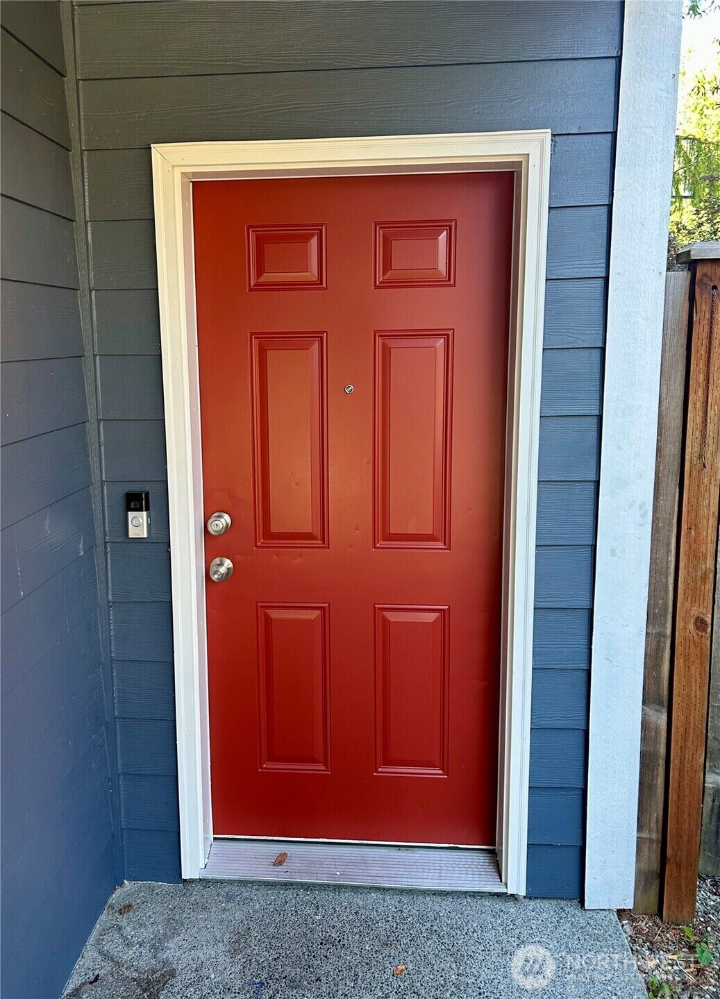 Property Photo: 11104 Paine Field Way WA 98204