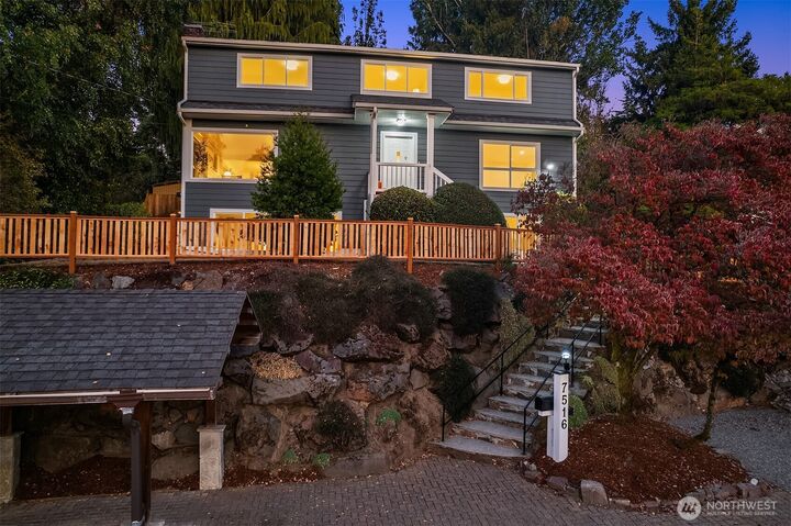 Property Photo: 7516 28th Avenue NE WA 98115