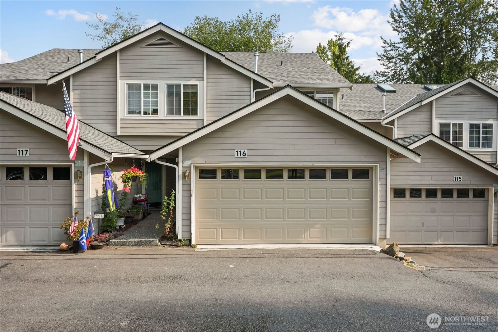 Property Photo:  14714  53rd Avenue W 116  WA 98026 