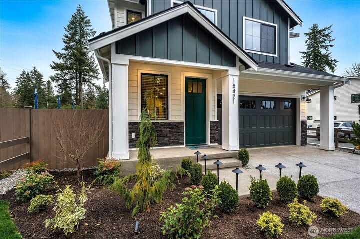 Property Photo:  14  Meridian Avenue SE Cr 10  WA 98012 