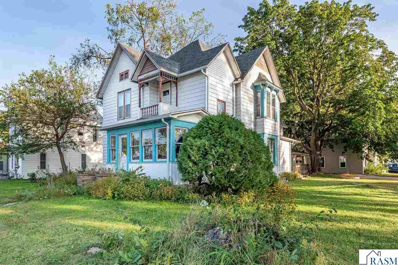 Property Photo:  202 E Watonwan Street  MN 56055 