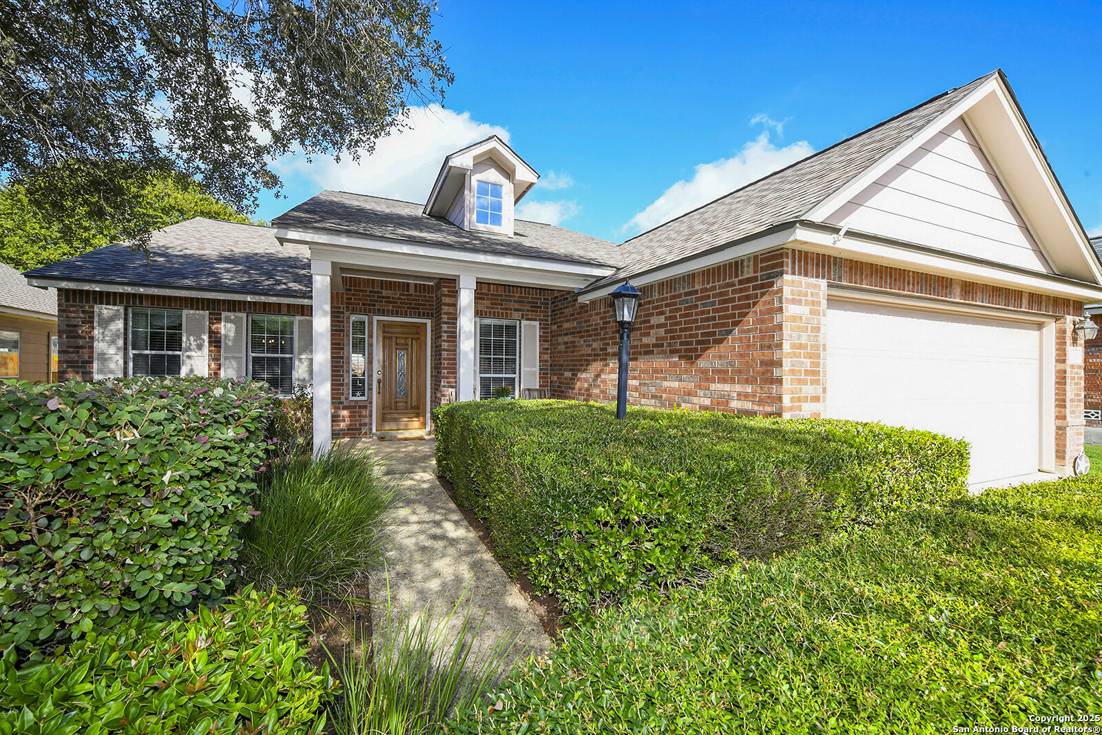 Property Photo: 13126 Winding Creek TX 78231