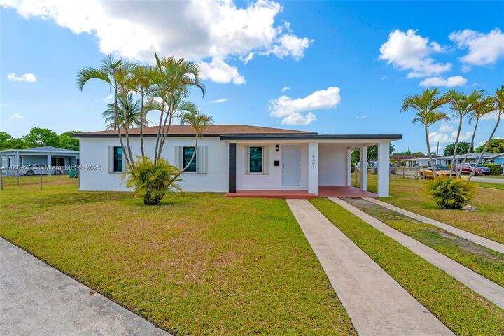 14401 Pierce St  Miami FL 33176 photo