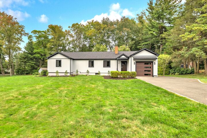 48 Sunset Road  Easton CT 06612 photo