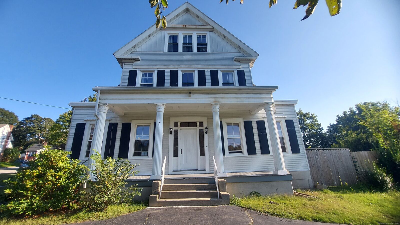 Property Photo:  15 Broad Street  CT 06360 