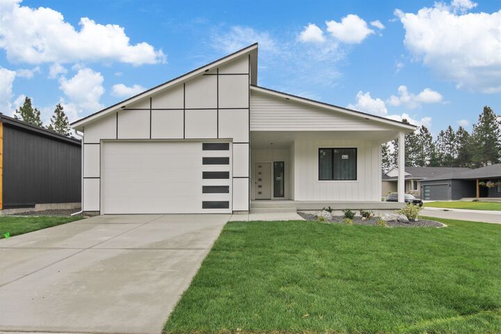 3339 S Morrill Ln  Spokane WA 99223 photo