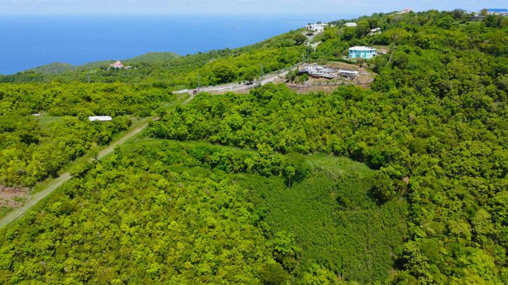 Property Photo:  48 Clairmont Nb  VI 00840