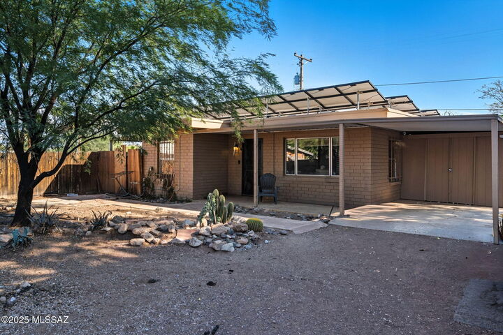 4842 E 1st Street  Tucson AZ 85711 photo