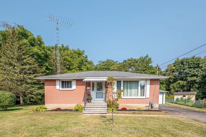 Photo de la propriété: 224 Nickerson Drive ON K9A 1A5