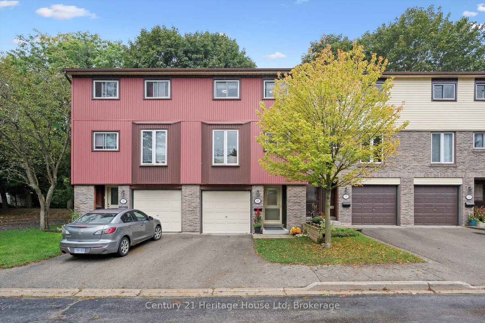 Property Photo:  2 Worton Avenue 10  ON N1H 7C5 