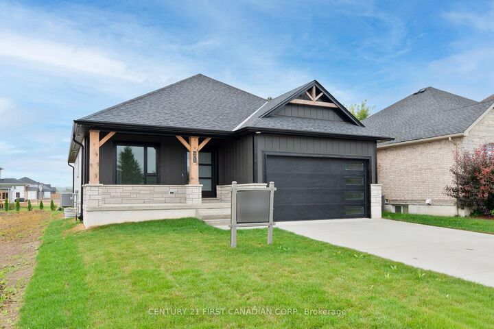 Property Photo:  21 Hamilton Street  ON N0M 1A0 