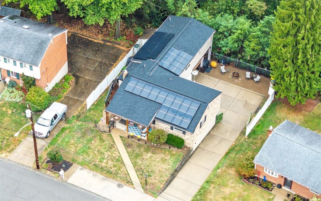 Property Photo:  172 N Vireo Drive  PA 15136 