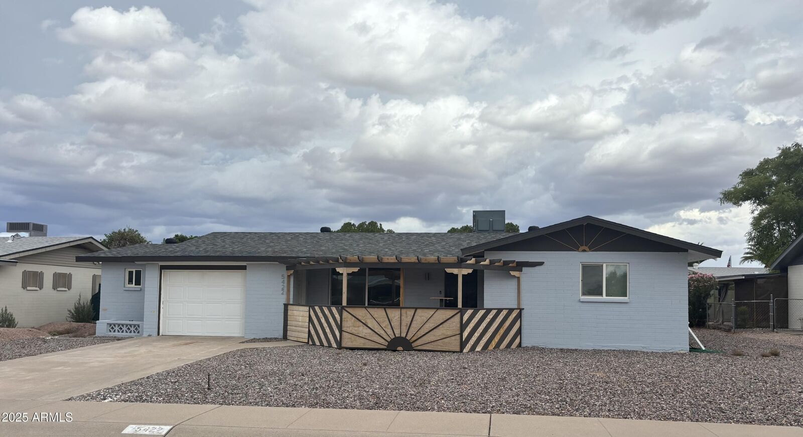 Property Photo: 5422 E Des Moines Street AZ 85205