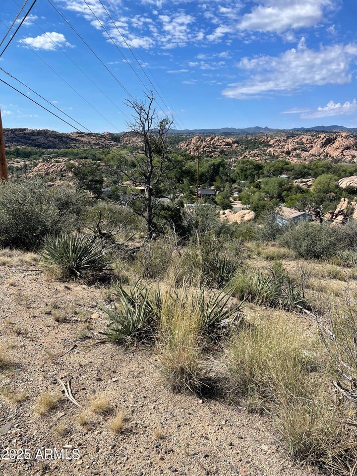Property Photo:  4486 N Hilltop Circle 33  AZ 86301 