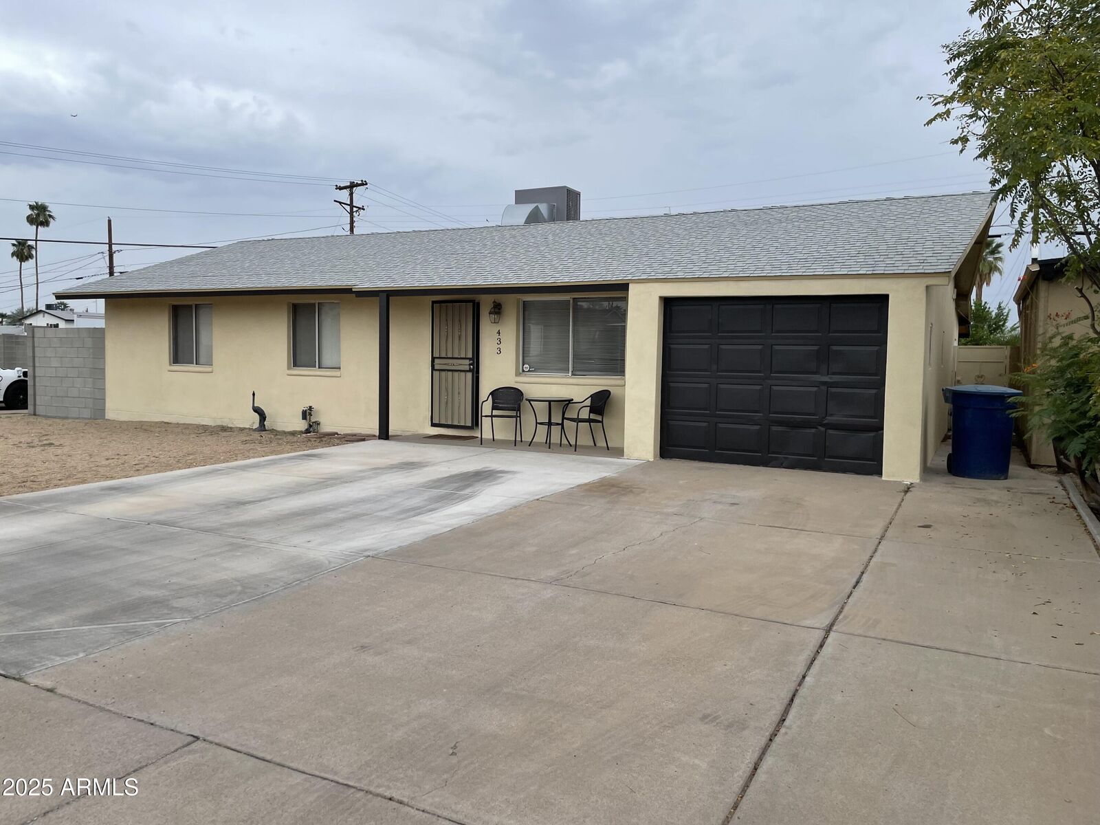 Property Photo:  433 E Taylor Street  AZ 85288 