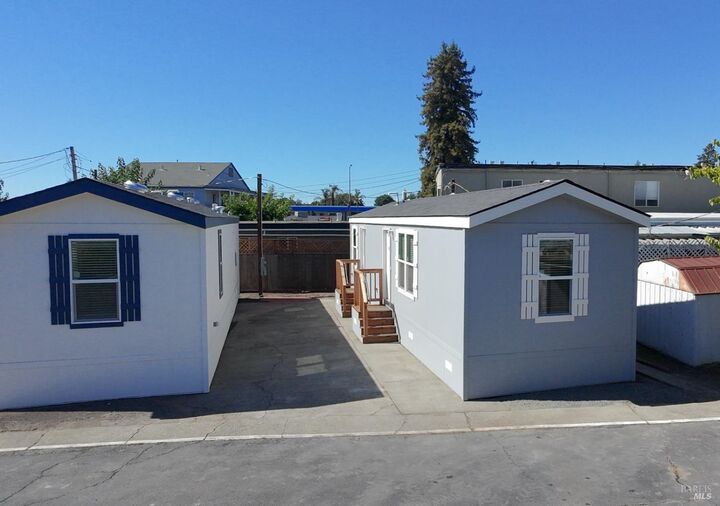 Property Photo:  101 Colgan Avenue 24  CA 95404 
