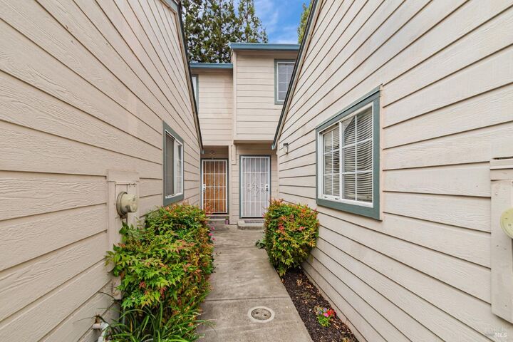 Property Photo:  1239 Eardley Avenue  CA 95401 