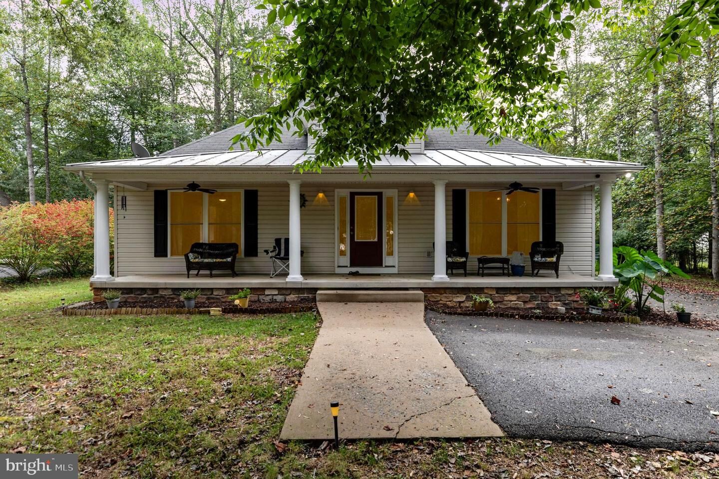 Property Photo:  2606 Lakeview Parkway  VA 22508 